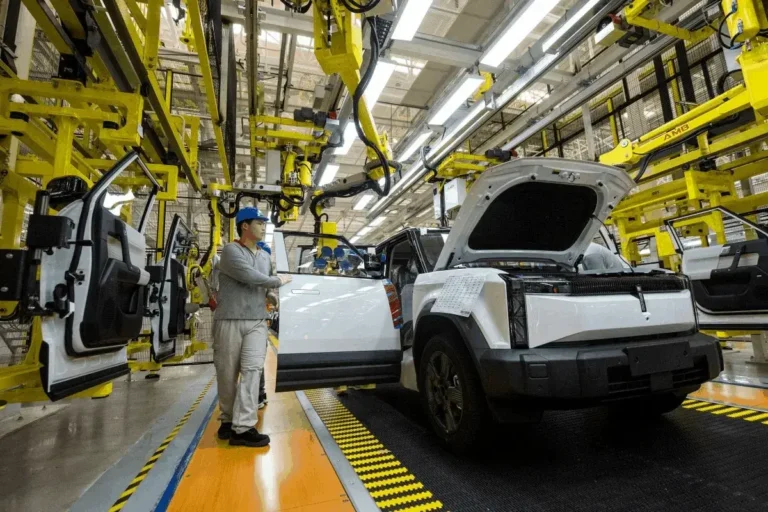 La medida de China de acortar los ciclos de pago a los fabricantes de VE podría expulsar a los más débiles