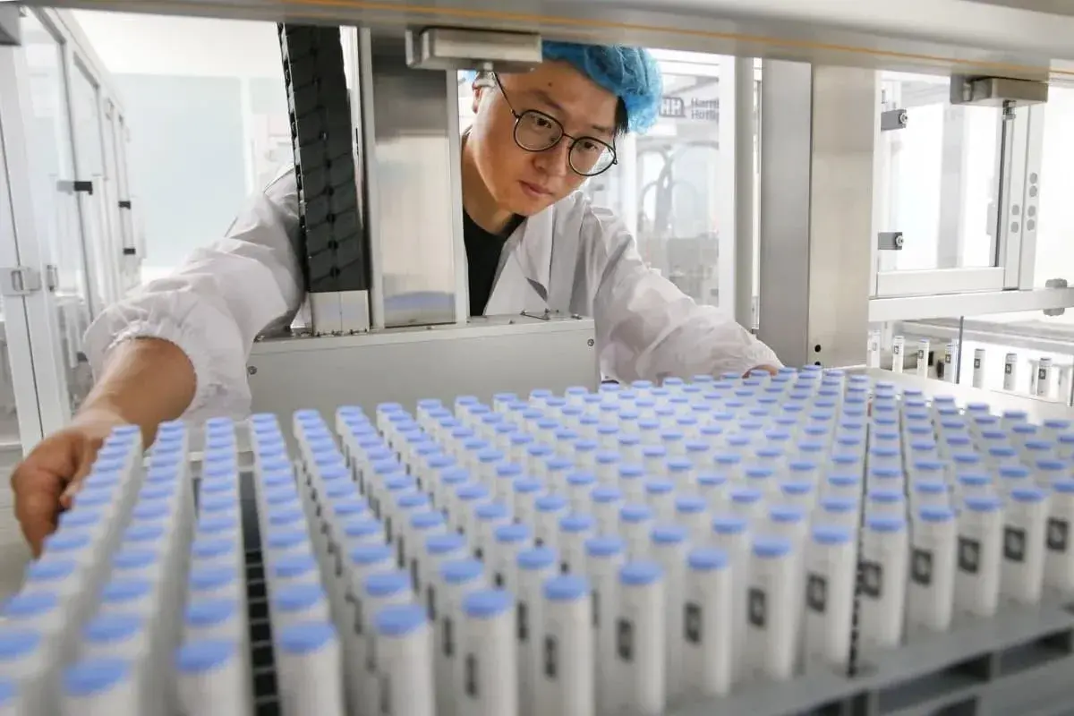 En este momento estás viendo La china Hengrui cierra un acuerdo de 15.200 millones de dólares con el gigante farmacéutico estadounidense BMS