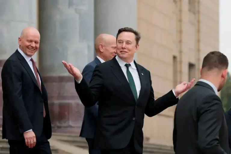 Trump y Xi evalúan «salvaguardas» para la IA mientras pende de un hilo la exportación de chips de Nvidia