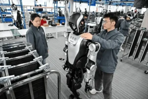 Lee más sobre el artículo De teléfonos a robots humanoides: la cadena de suministro china busca su próxima fase de crecimiento