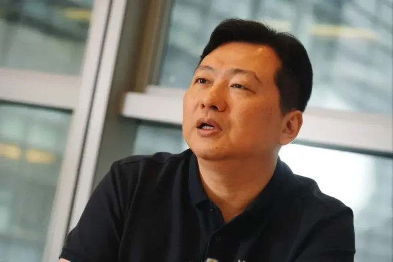 China está perdiendo la carrera de los LLM, pero aún puede ganar en IA, afirma un exlíder de IA de Tencent