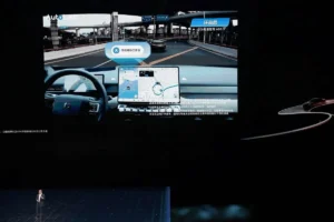 Lee más sobre el artículo Huawei redobla su apuesta por la conducción autónoma, destinando 11.700 millones de dólares a la formación de pilotos automáticos