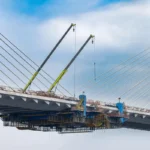 Se une la sección principal del Gran Puente de Beijiang mientras la autopista de Guangdong se acerca a su finalización