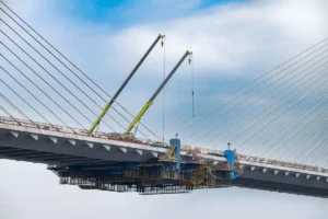 Lee más sobre el artículo Se une la sección principal del Gran Puente de Beijiang mientras la autopista de Guangdong se acerca a su finalización