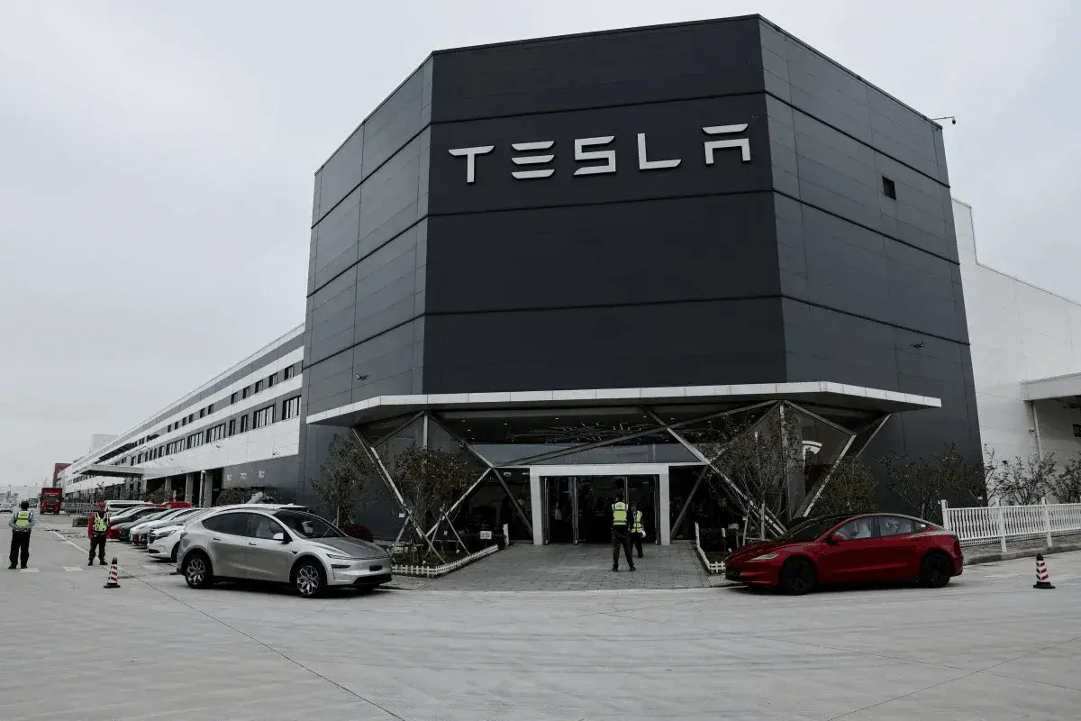 En este momento estás viendo Elon Musk se une a la delegación de Trump en Beijing como un «puente natural» para el comercio