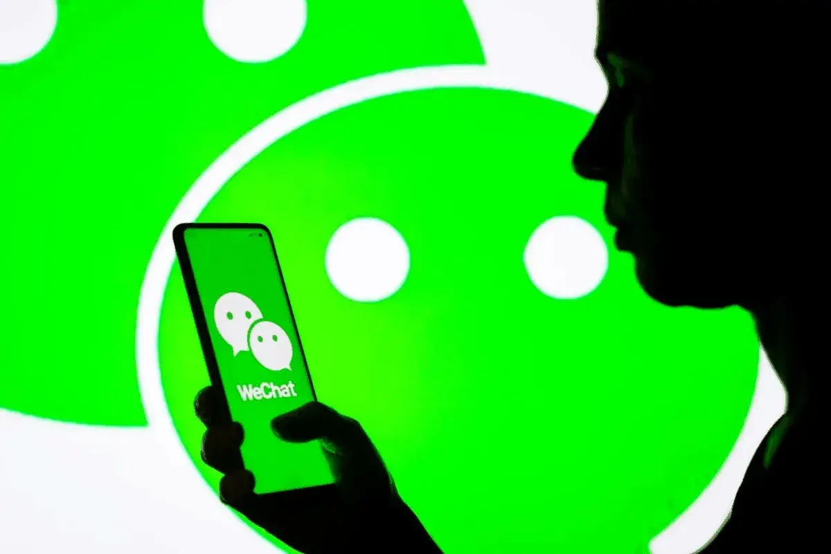 En este momento estás viendo WeChat aceptará comandos de asistentes de IA: un cambio importante para Tencent
