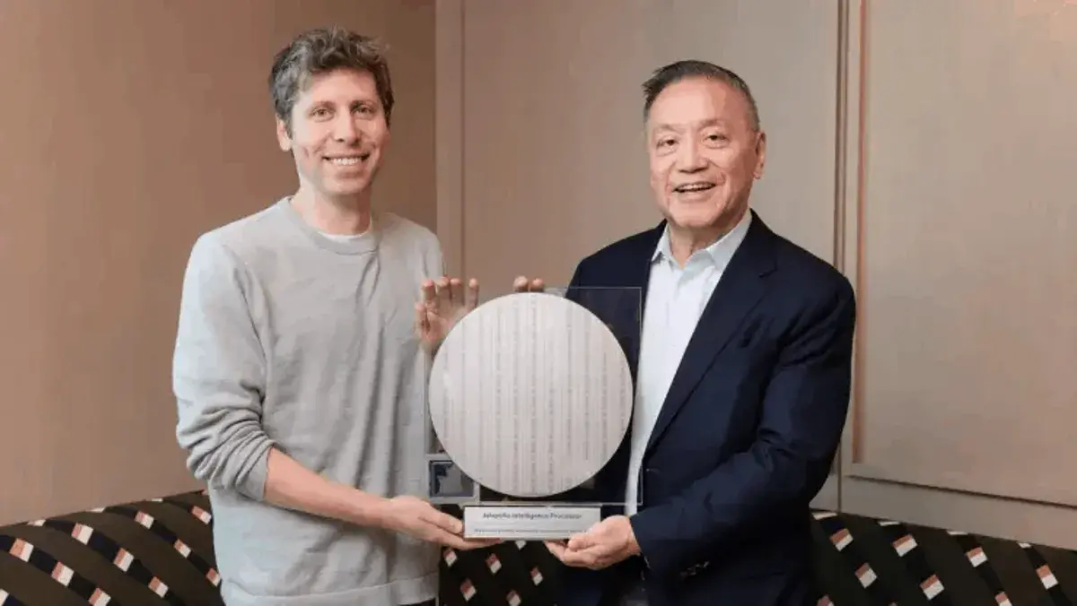 En este momento estás viendo Sam Altman y el presidente y director ejecutivo de Broadcom, Hock Tan.