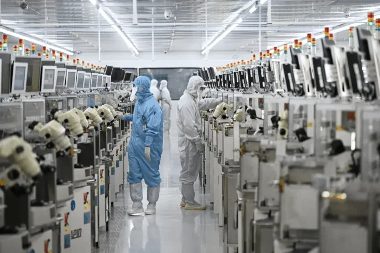 La china JCET construirá una nueva planta en Shanghái para ampliar sus capacidades de encapsulado avanzado de chips