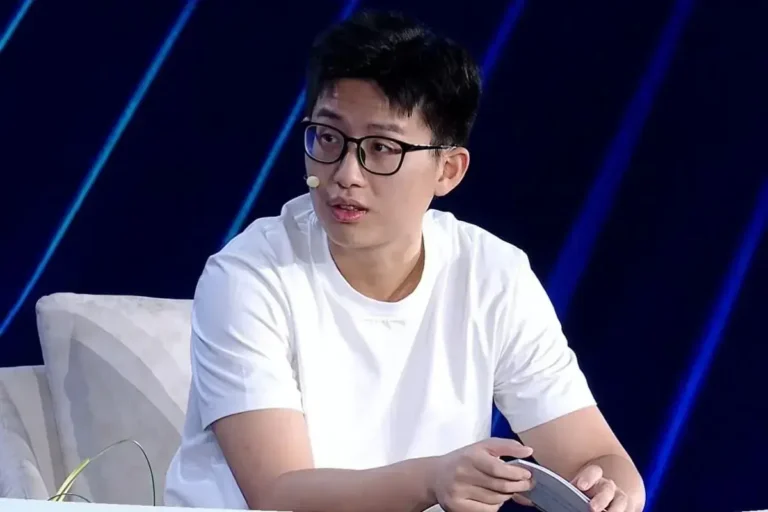 El científico jefe de IA de Tencent desestima las preocupaciones sobre el retraso y afirma que la carrera es un «juego a largo plazo»