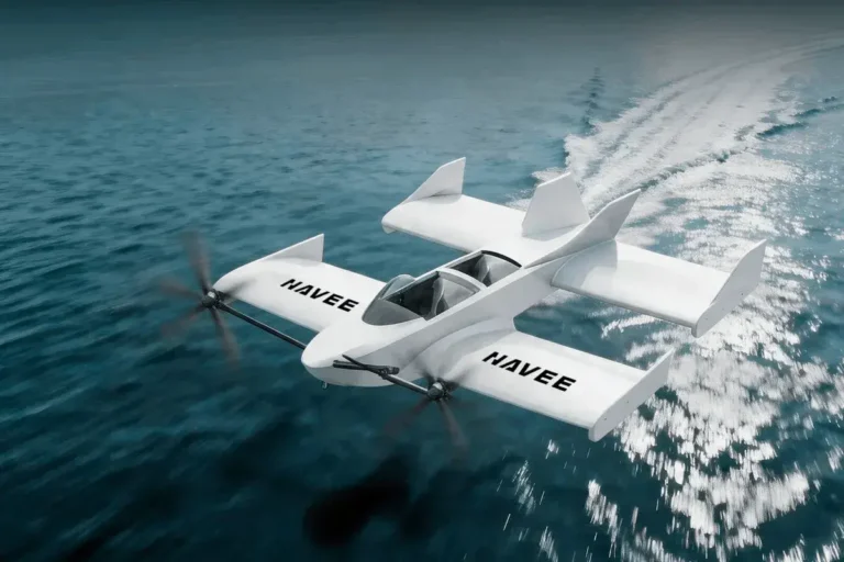 La empresa china Navee completa el vuelo inaugural de una aeronave que se desliza sobre el agua mediante un colchón de aire