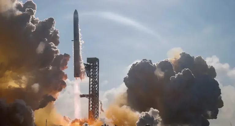 SpaceX fija un precio de 135 dólares para su exitosa salida a bolsa, desafiando las convenciones de Wall Street