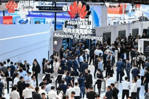Lee más sobre el artículo Los gigantes de las telecomunicaciones de China apuestan por redes que integren “aire, espacio, tierra y mar” para las futuras necesidades de IA