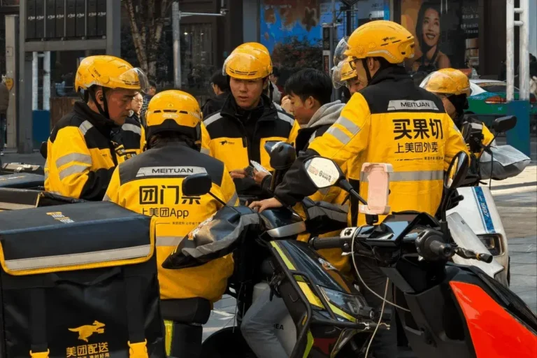 Ganancia inesperada de 1.000 millones de dólares: cómo las apuestas de Meituan en IA y robótica superan las pérdidas trimestrales