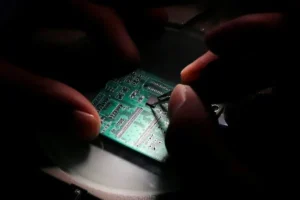 Lee más sobre el artículo UniIC, un rival más pequeño de CXMT, impulsa su salida a bolsa en China continental en medio del superciclo de la memoria
