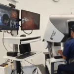 La IA médica de China marca un hito: un robot quirúrgico obtiene la aprobación de la UE y un modelo lidera una prueba de referencia clave
