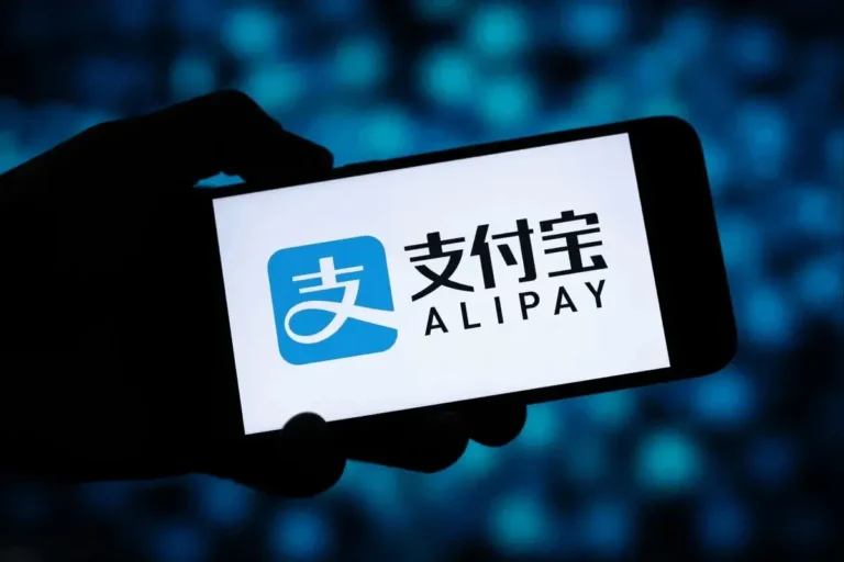 Alipay (China) se renueva con agentes de IA para desafiar a sus rivales tecnológicos