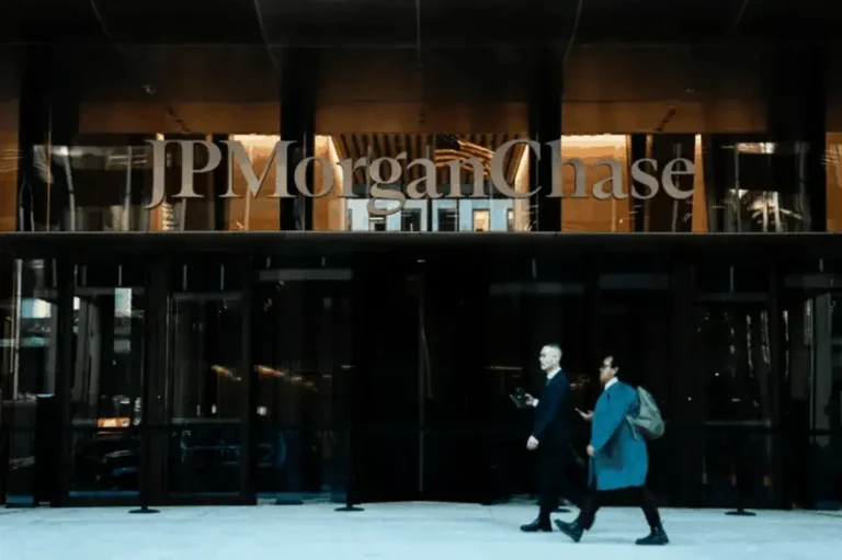 JPMorgan restringe el uso de Anthropic en Hong Kong