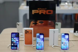Lee más sobre el artículo Apple desplaza a Nvidia y se convierte en la empresa más valiosa del mundo a medida que cambian las apuestas en torno a la IA