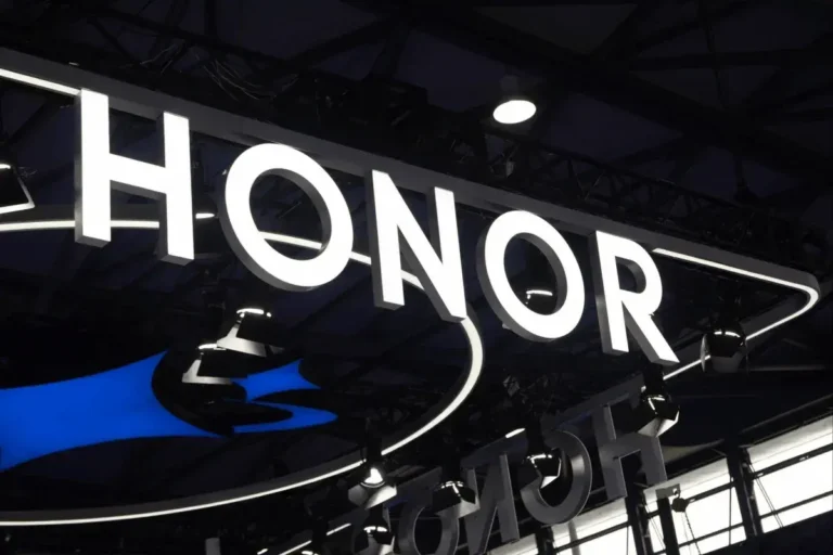 Alibaba se aliará con Honor en la carrera por crear dispositivos con agentes de IA