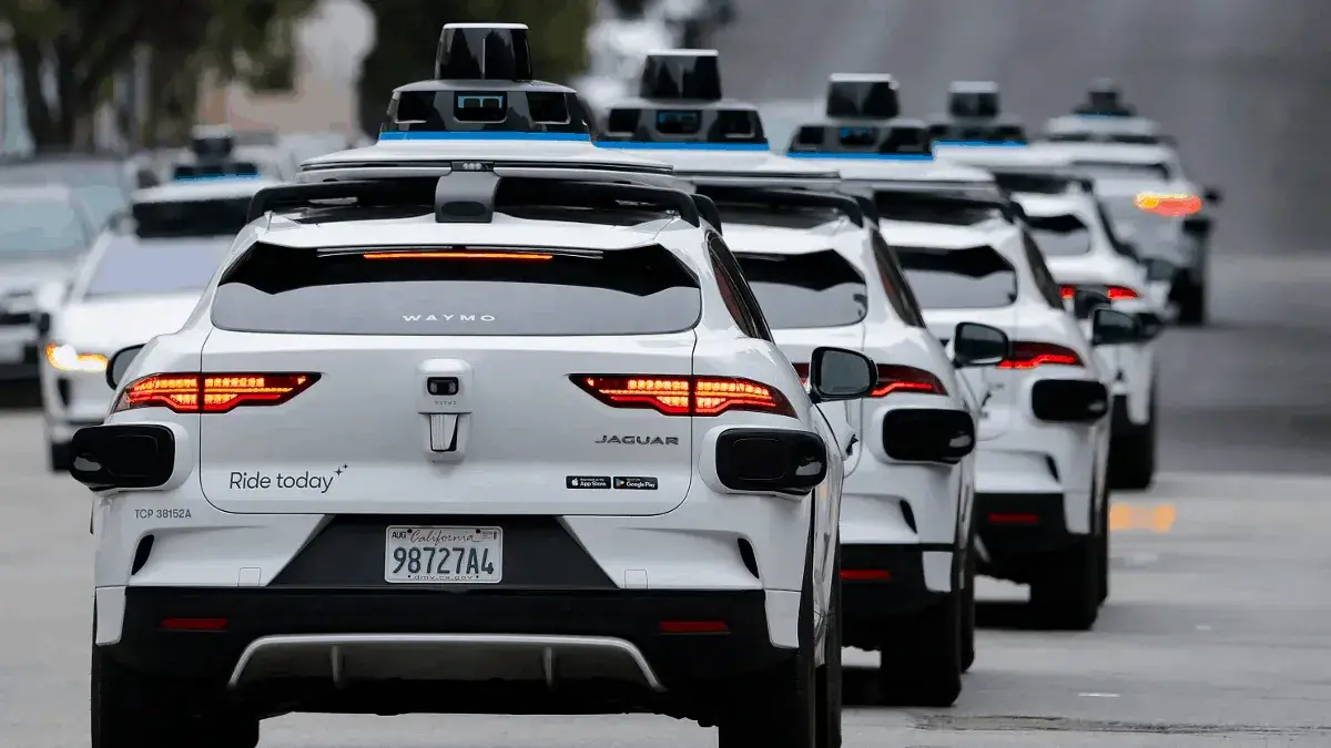 En este momento estás viendo Waymo comenzará a ofrecer viajes sin conductor en cuatro mercados más de EE.UU. a medida que se acelera su expansión