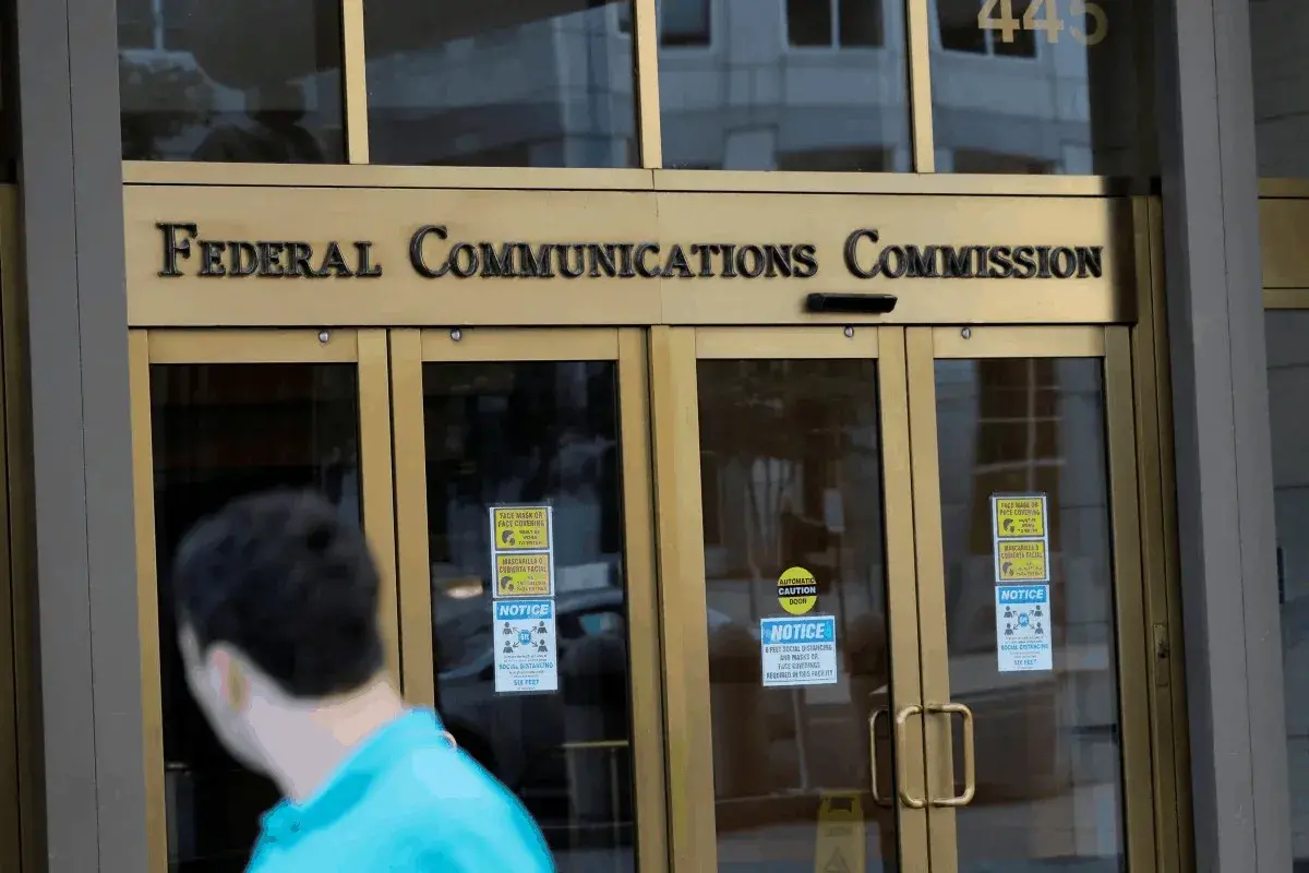 En este momento estás viendo La FCC deniega a una empresa estadounidense con vínculos chinos la autorización para prestar servicios de telecomunicaciones