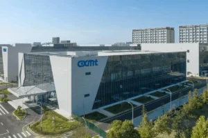 Lee más sobre el artículo El principal fabricante chino de DRAM fija la fecha para su salida a bolsa en Shanghái por 4.300 millones de dólares en pleno auge del sector de memorias