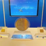 Presentan en Shanghái el primer chip 3D del mundo de computación cerca de la memoria definido por software