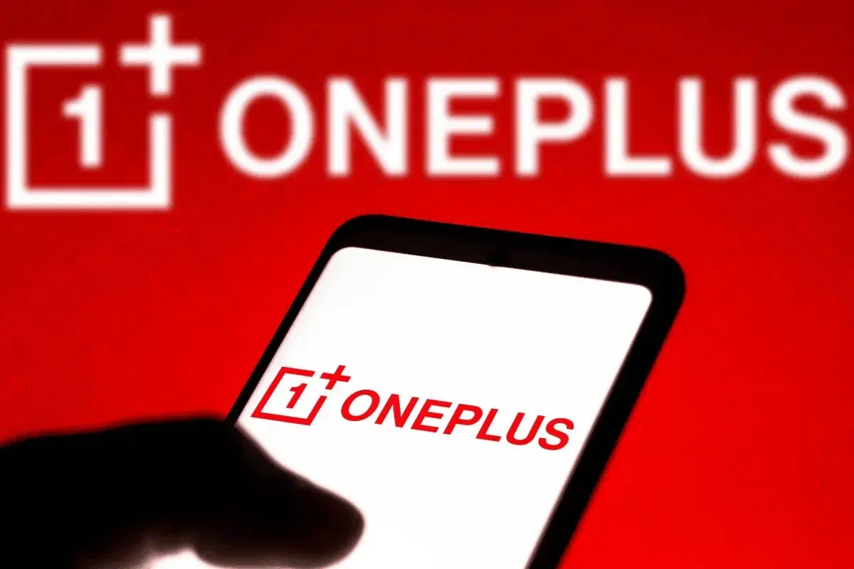 En este momento estás viendo OnePlus de China se retira de los mercados occidentales mientras la crisis de memoria golpea a la industria de los teléfonos inteligentes