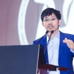 Perfil bajo, gran ambición en IA: lo que revelan comentarios filtrados sobre Liang Wenfeng, de DeepSeek