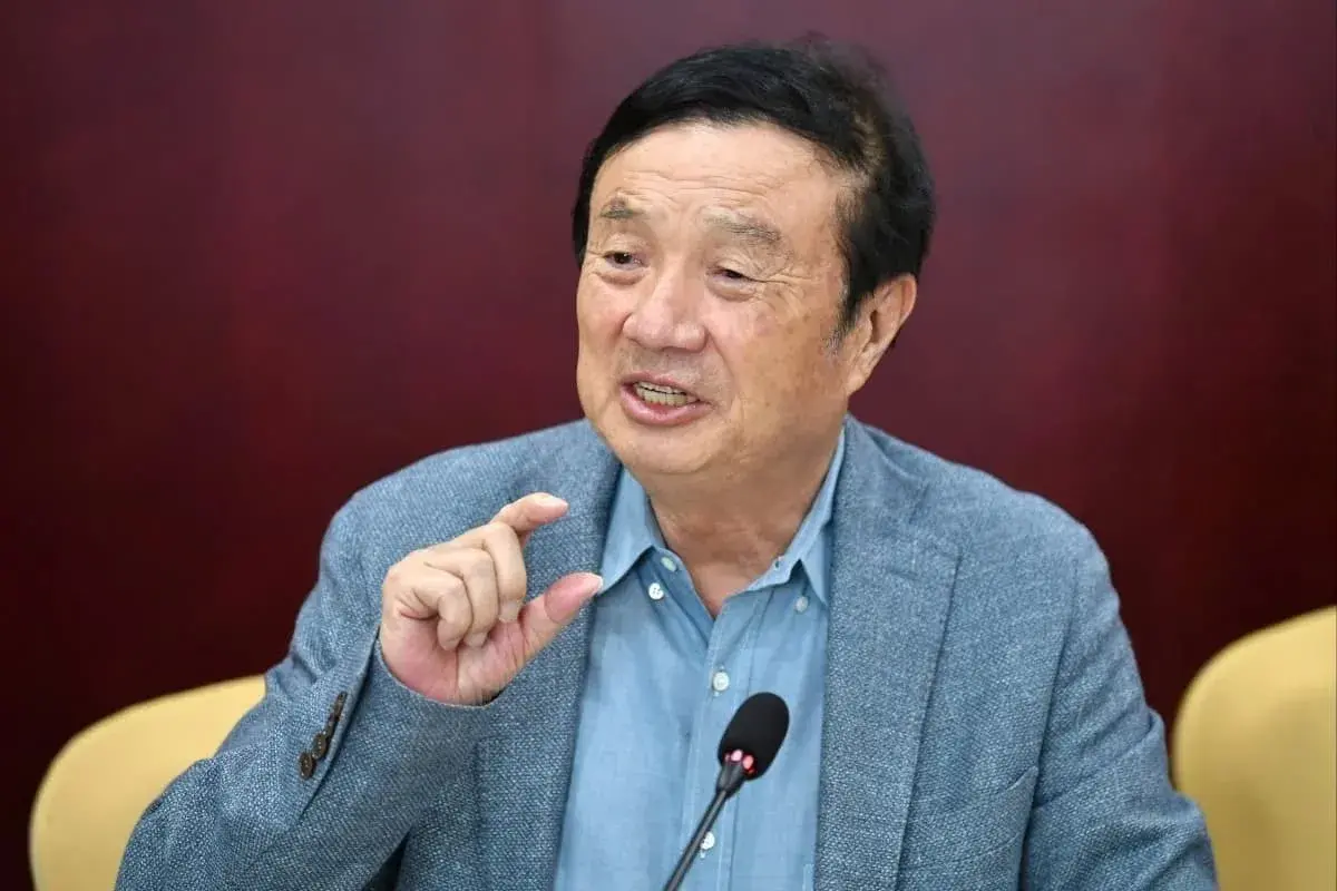 En este momento estás viendo Ren Zhengfei, de Huawei, respalda la «Ley de Escalamiento Tau» para superar las sanciones de EE. UU.