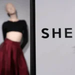 Shein supera la audiencia para su salida a bolsa en Hong Kong mientras su valoración se reduce a la mitad, situándose por debajo de los 50.000 millones de dólares