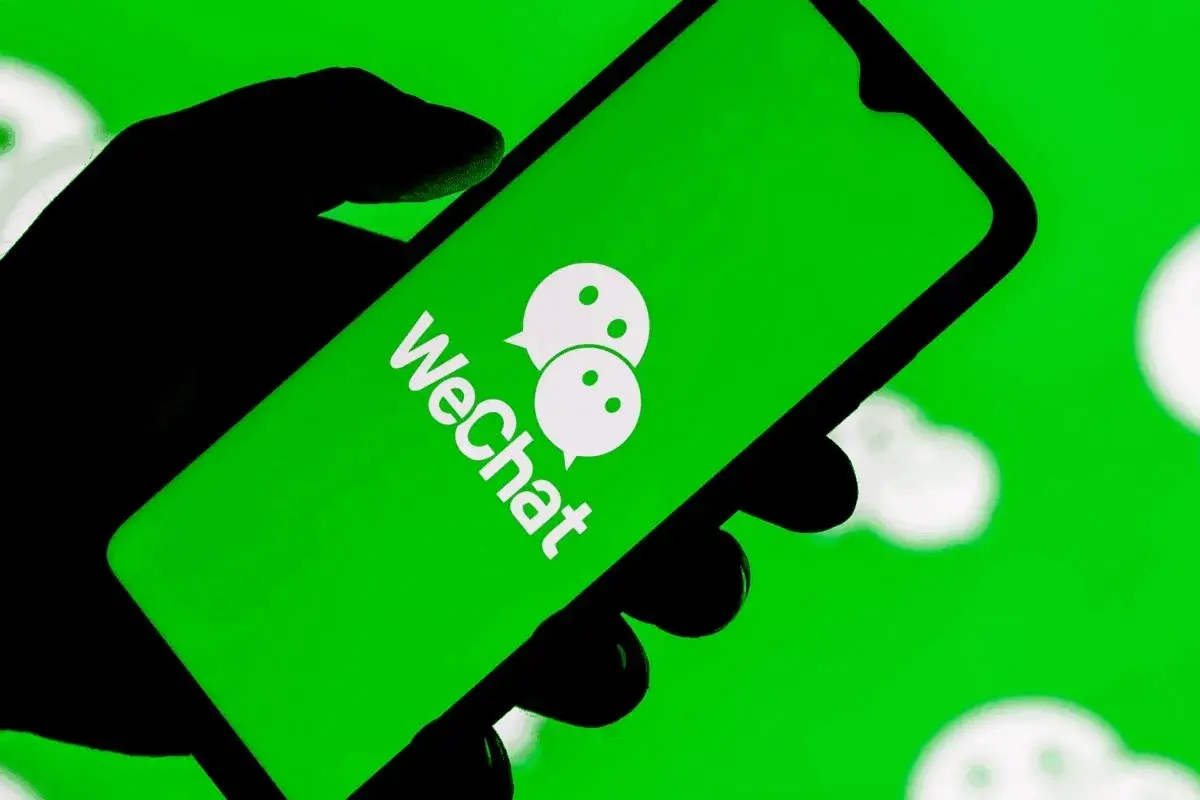 En este momento estás viendo Los puntos críticos y el coste de cortar el accesoLe cedí el control a Xiaowei, el agente de IA de WeChat, durante 24 horas: dónde brilló y dónde fallóLos puntos críticos y el coste de cortar el acceso