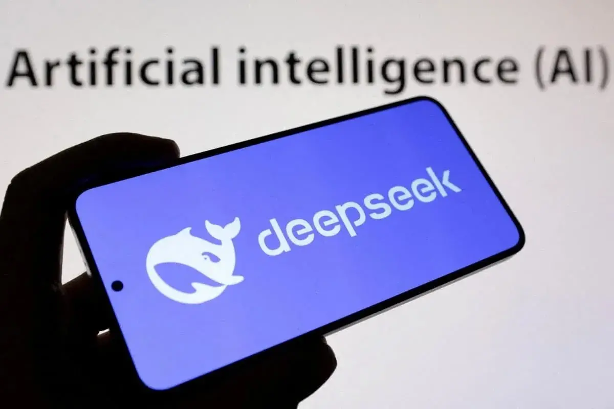 En este momento estás viendo El modelo de IA actualizado V4 Pro de DeepSeek tiene dificultades en las pruebas de rendimiento, pero destaca en ciberseguridad