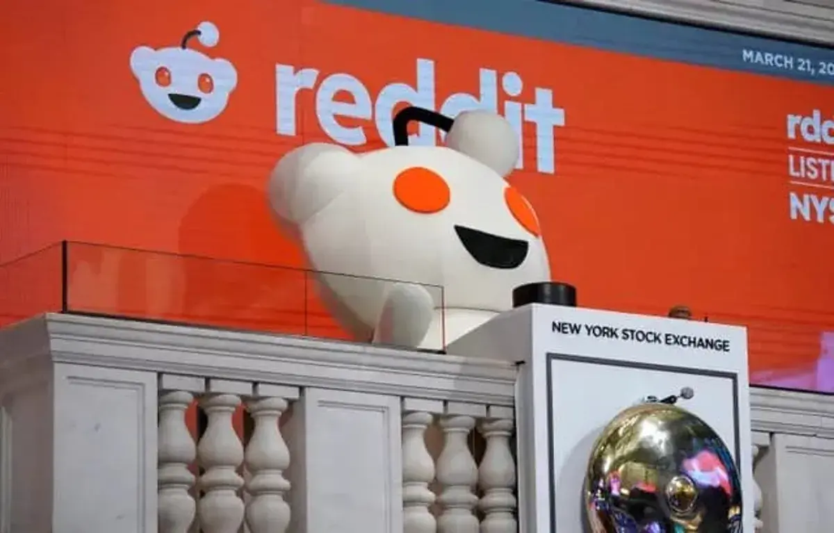 En este momento estás viendo Las acciones de Reddit se disparan tras su inclusión en el S&P 500