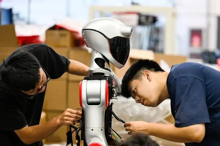 De la energía solar a la IA: por qué China podría estar entrando en su era «Go Global 3.0»