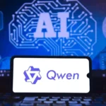 El modelo ligero Qwen de Alibaba compite con sistemas de IA de mayor envergadura de OpenAI, DeepSeek y Zhipu