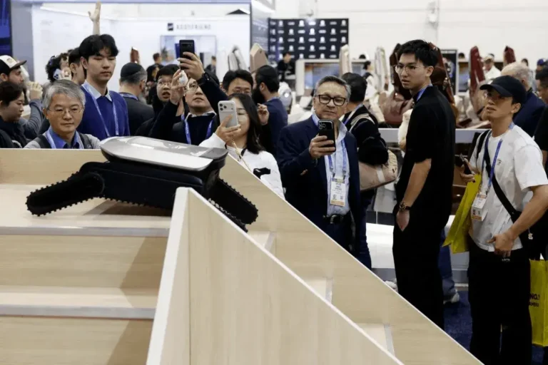 Los gigantes chinos de las aspiradoras inteligentes, afectados por la prohibición estadounidense de robots; se restringen las mejores opciones para los consumidores de EE.UU.