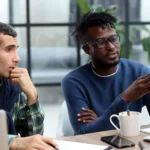 ¿Pueden múltiples modelos de IA mejorar la confianza empresarial?