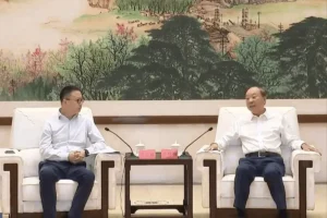 Lee más sobre el artículo La provincia más rica de China recurre a Alibaba para impulsar su estrategia de IA y chips