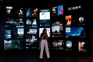 Lee más sobre el artículo Por qué Tencent está cambiando acciones de Bilibili por deuda y qué papel juega la IA en ello