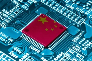 Lee más sobre el artículo Más allá de su peso financiero: cómo los gigantes chinos de la IA maximizan cada dólar en la carrera de la computación