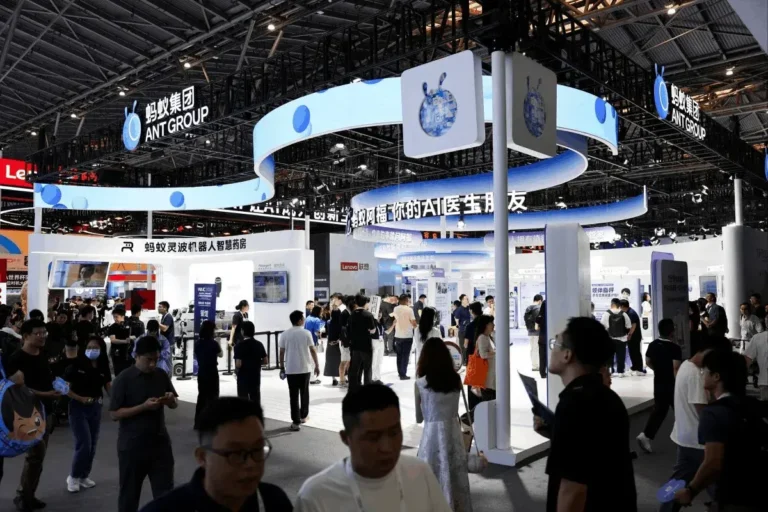 Ant Group consolida las operaciones de Alipay en una gran apuesta por el «comercio basado en agentes» de IA