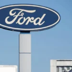 El director ejecutivo, Jim Farley, respondió diciendo que la carta que le instaba a cortar lazos con empresas como las chinas CATL, Geely y BYD era «un error»