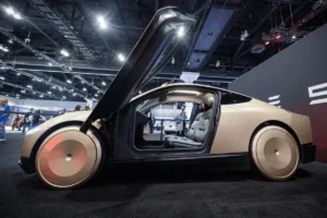 Lee más sobre el artículo Tesla exhibirá el robotaxi Cybercab en China: ¿podrá generar expectación en medio de una desaceleración de las ventas?