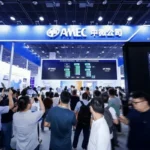 La china AMEC presenta 6 máquinas de fabricación de chips en un solo día, impulsando sus ambiciones de autosuficiencia