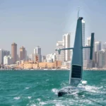 El ejército estadounidense dice que destruyó 2 barcos iraníes que intentaban robar un dron marino