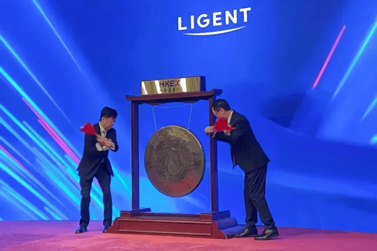 Las acciones de la filial de Hisense suben en su debut en Hong Kong en medio de una oleada de escisiones corporativas de empresas de China continental