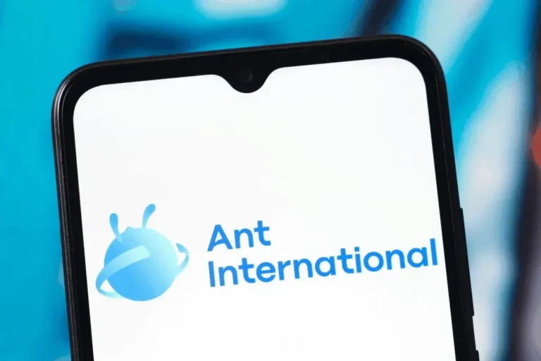Ant busca permitir que agentes de IA realicen compras a través de 10 billeteras digitales, desde AlipayHK y Starryblu hasta KakaoPay
