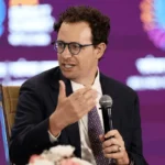 China rechaza los llamamientos a «ralentizar» el desarrollo de la IA por temor a consolidar la ventaja tecnológica de EE.UU.
