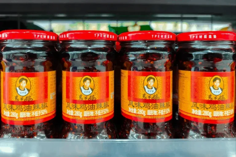 Cómo Lao Gan Ma, la icónica marca de chile de China, quedó atrapada en una tormenta de IA